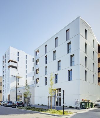 D2B, des panneaux préfabriqués qui font une entrée remarquée