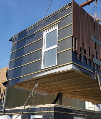 « Comparer la fabrication en usine à la réalisation en chantier, c’est comparer des choux et des carottes ! »