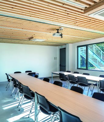 Un plancher bois qui optimise structure, réseaux et matière