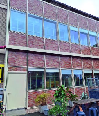 Un démonstrateur façade bloc bois/aluminium ultra compétitif